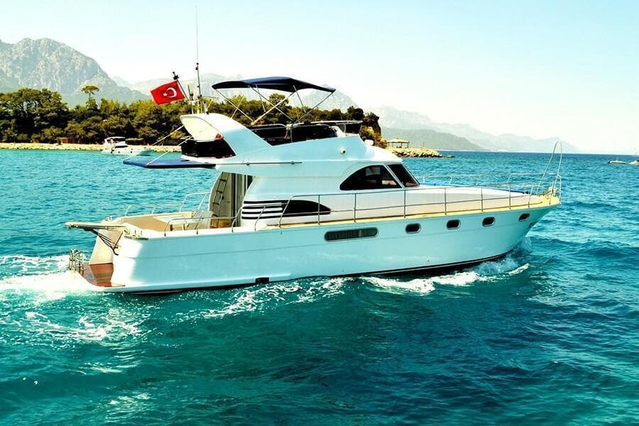 Яхта ginza travel