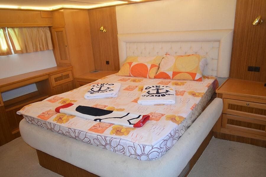 Яхта ginza travel