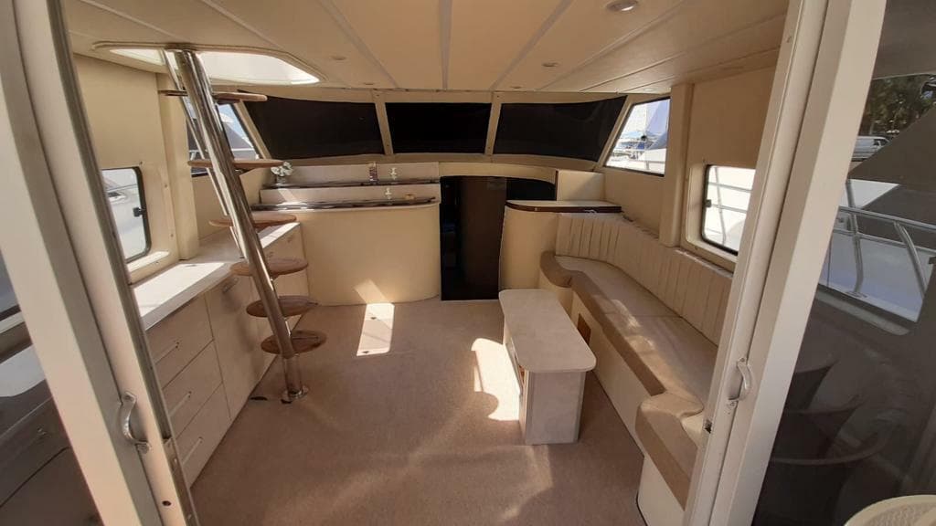 Яхта ginza travel