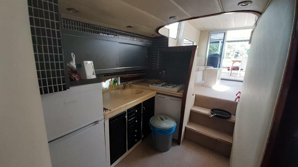 Яхта ginza travel