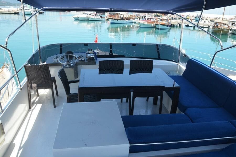 Яхта ginza travel