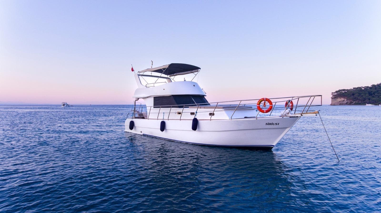 Яхта ginza travel