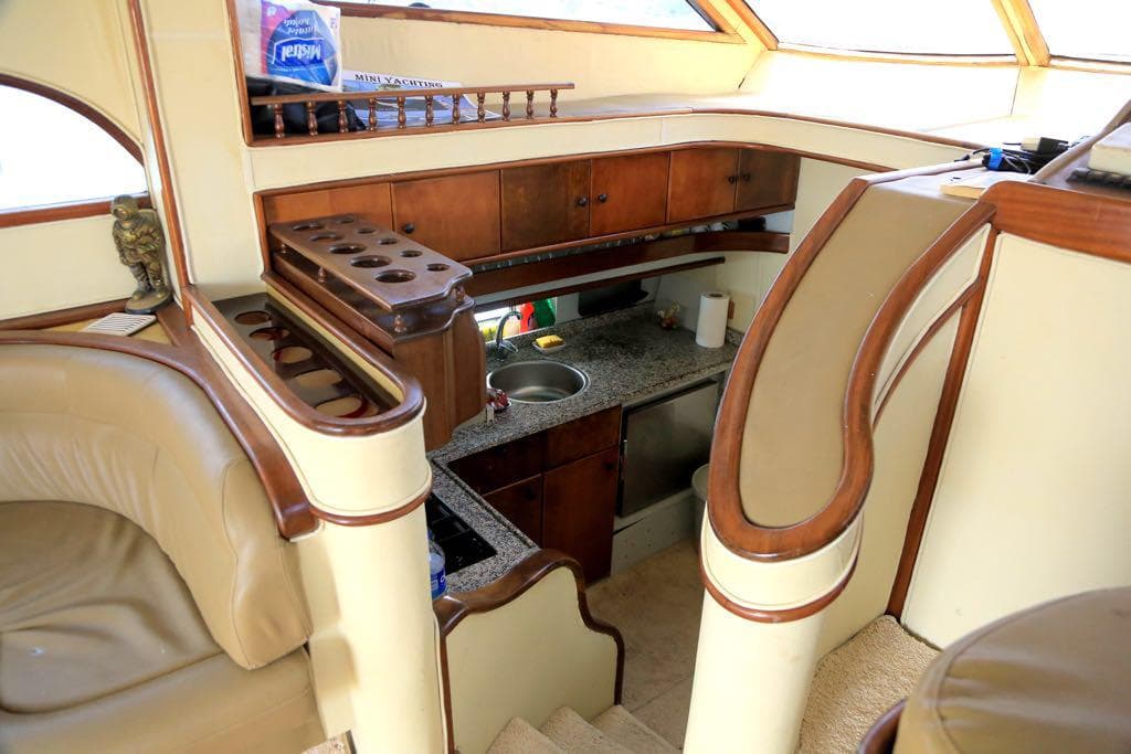 Яхта ginza travel