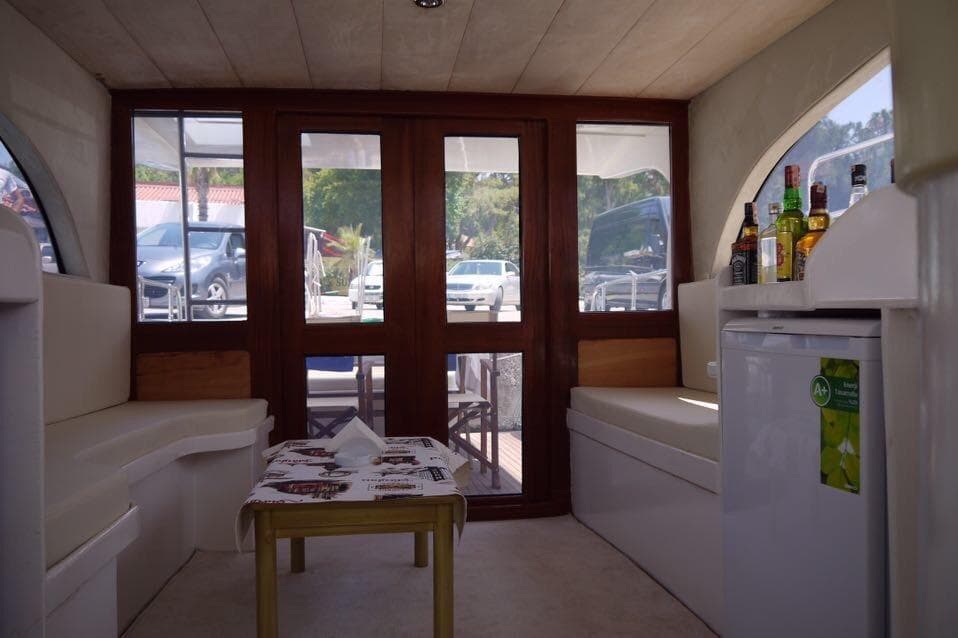 Яхта ginza travel