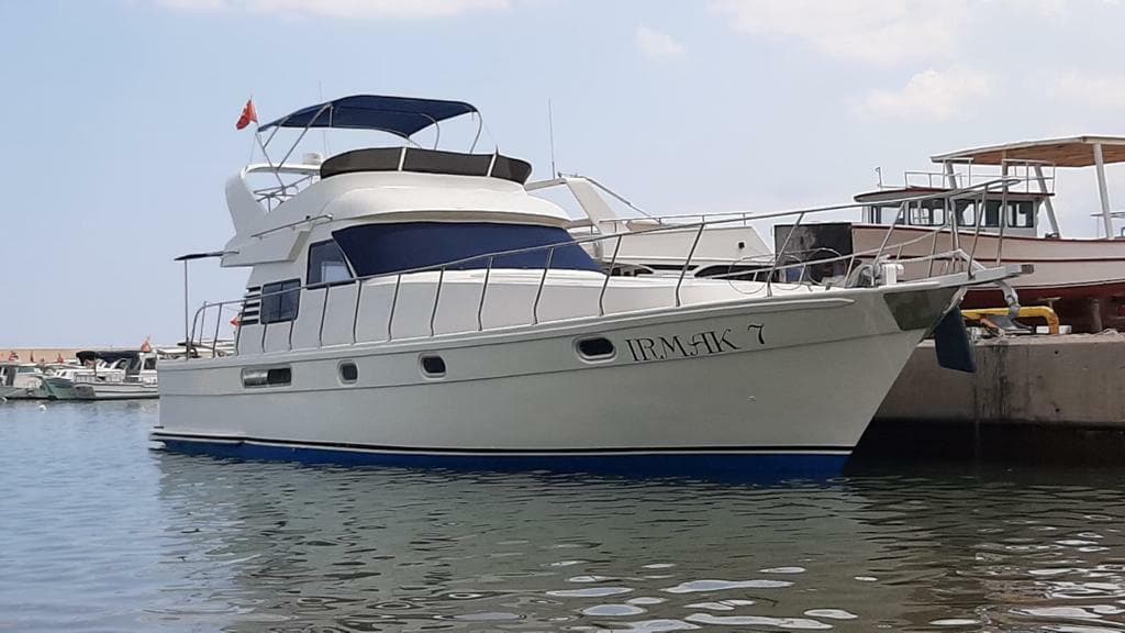 Яхта ginza travel