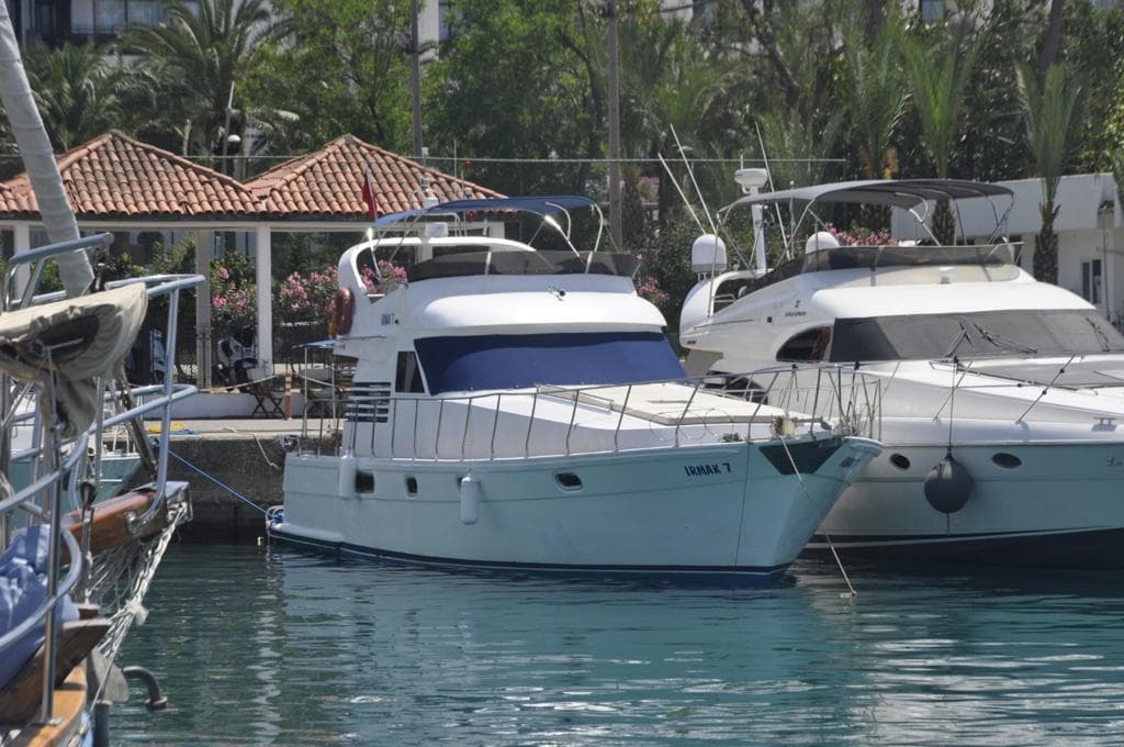 Яхта ginza travel