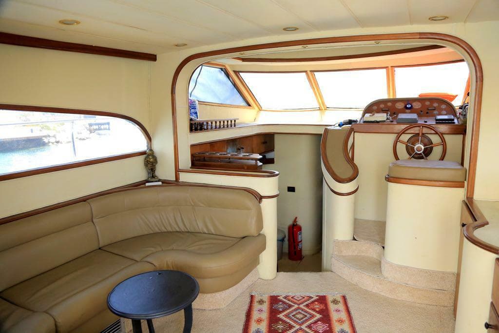 Яхта ginza travel