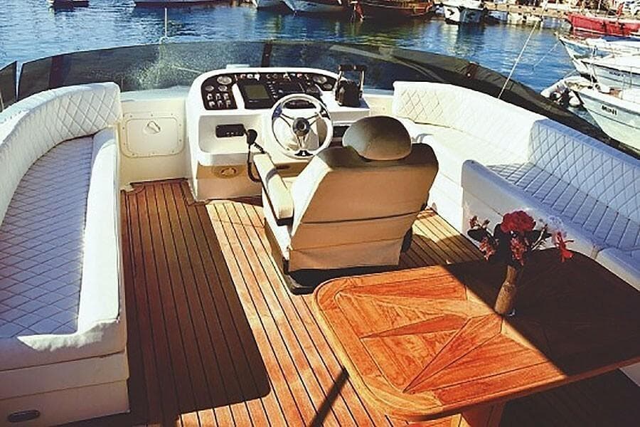 Яхта ginza travel