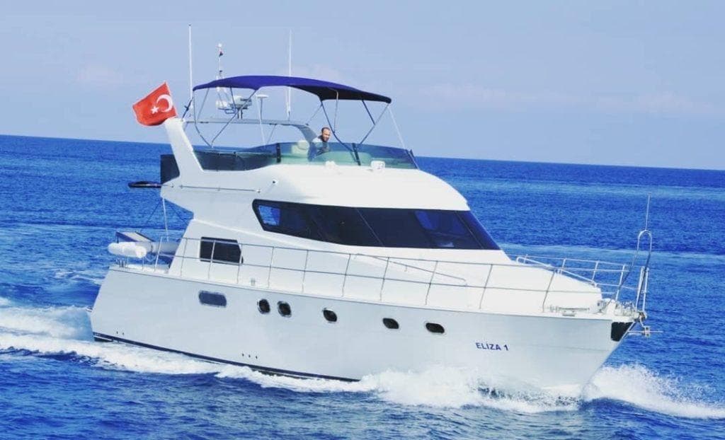 Яхта ginza travel