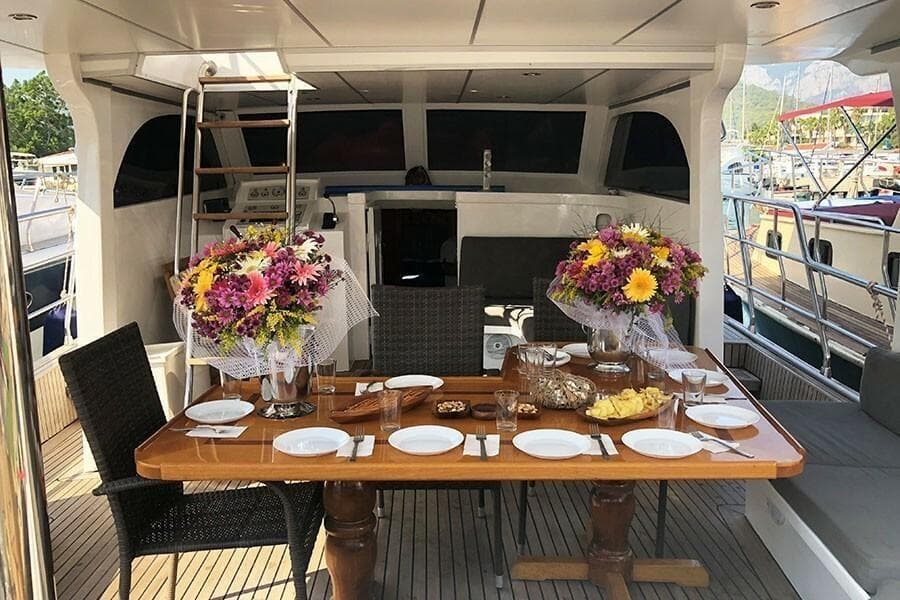 Яхта ginza travel