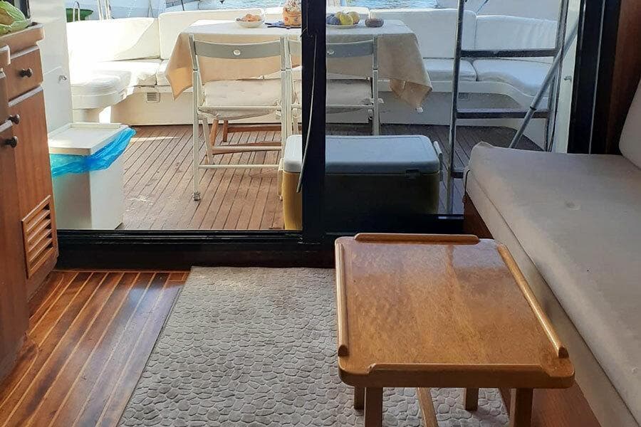 Яхта ginza travel