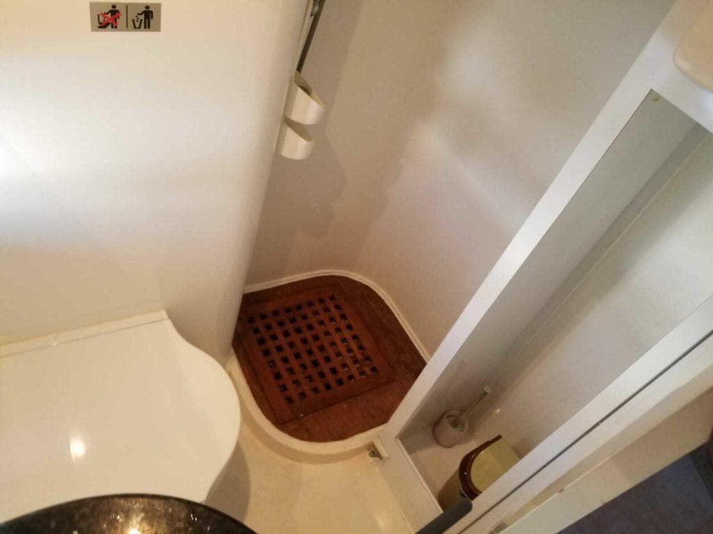 Яхта ginza travel