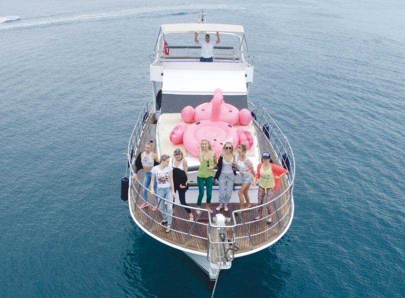 Яхта ginza travel