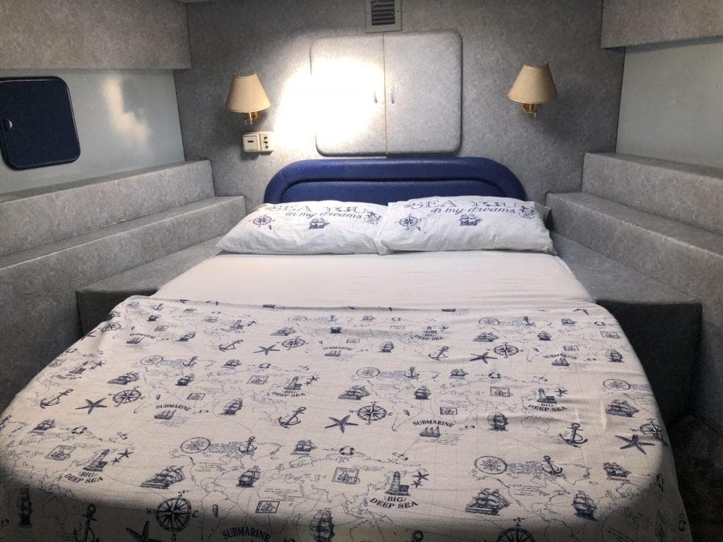 Яхта ginza travel