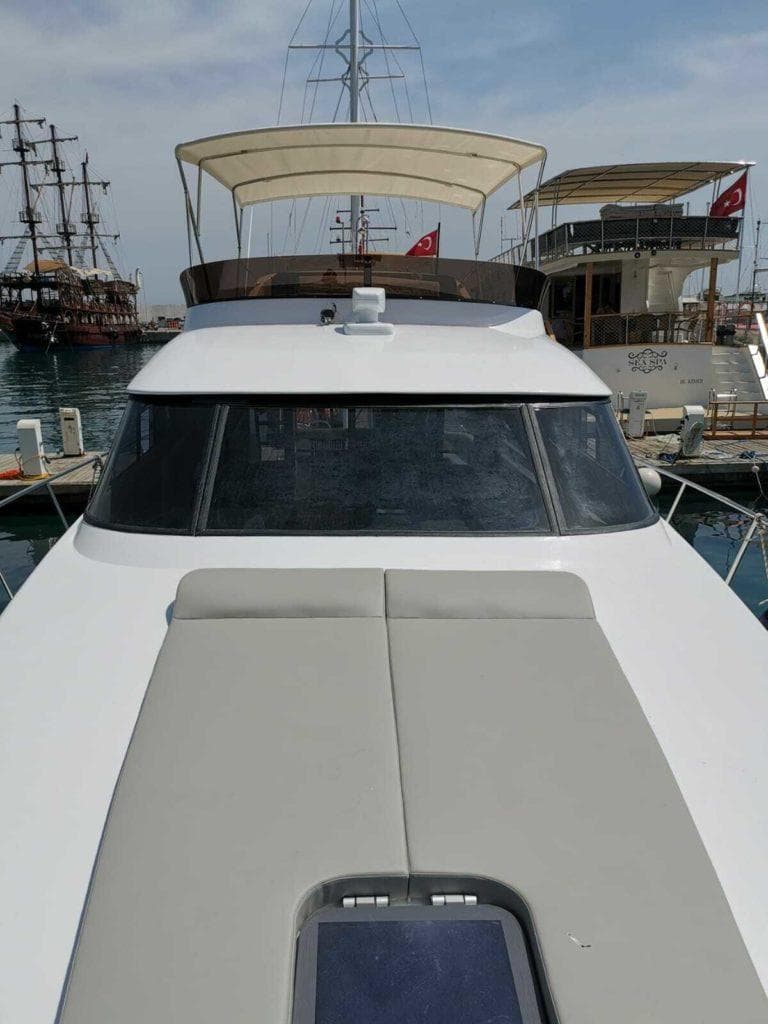 Яхта ginza travel