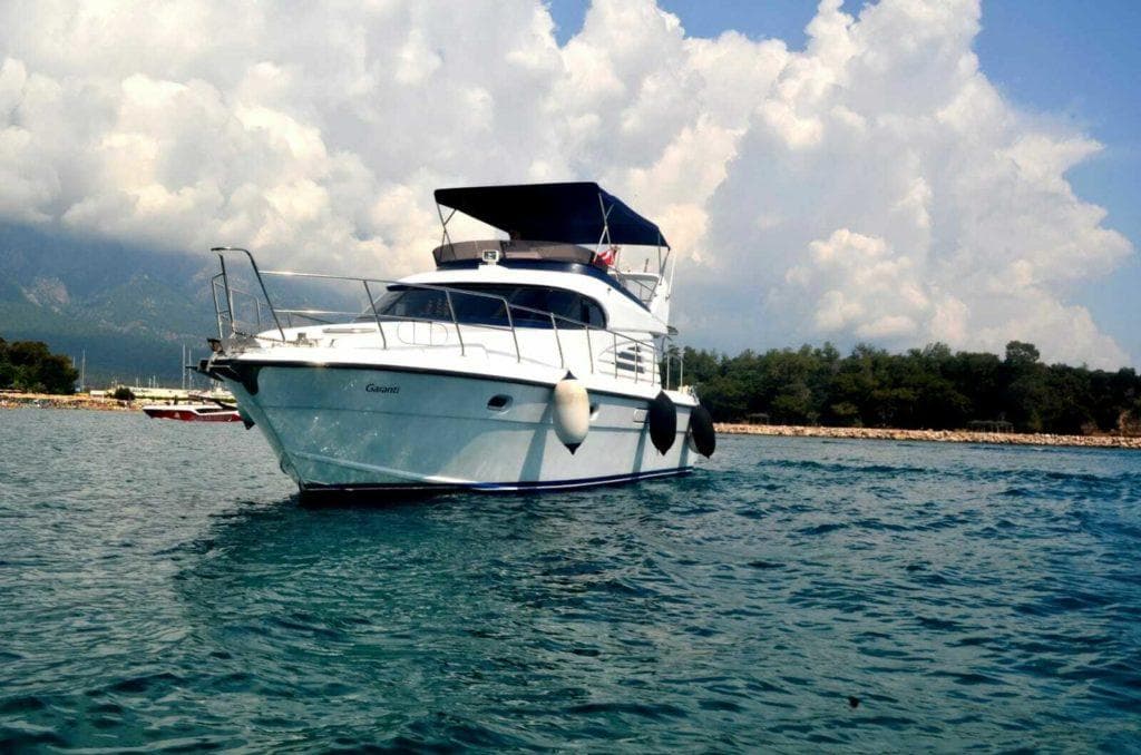 Яхта ginza travel