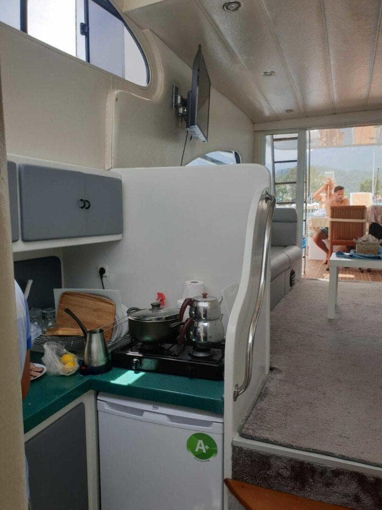 Яхта ginza travel