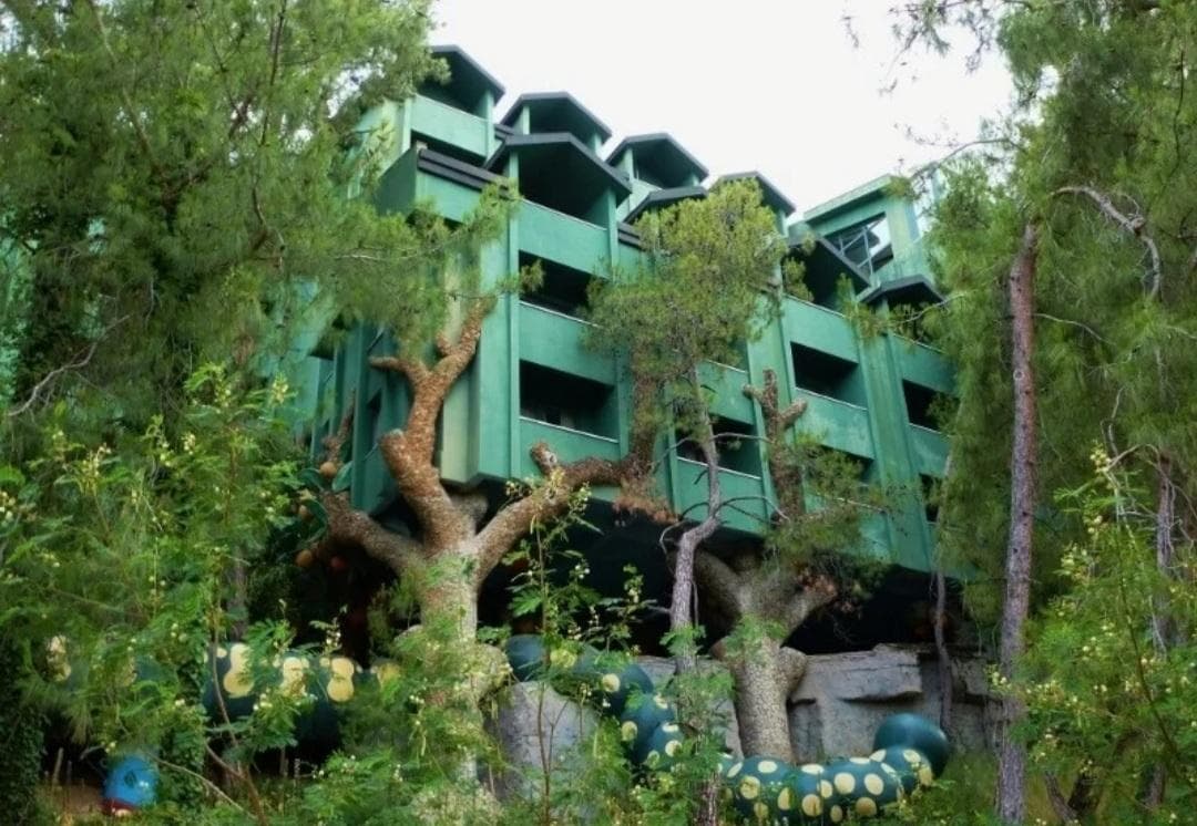 Заброшенный отель в Чамьюва