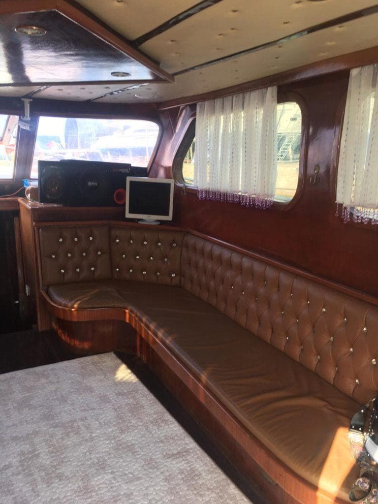 Яхта ginza travel