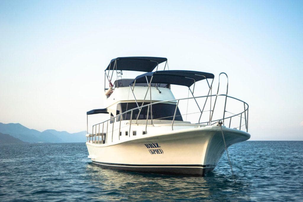 Яхта ginza travel