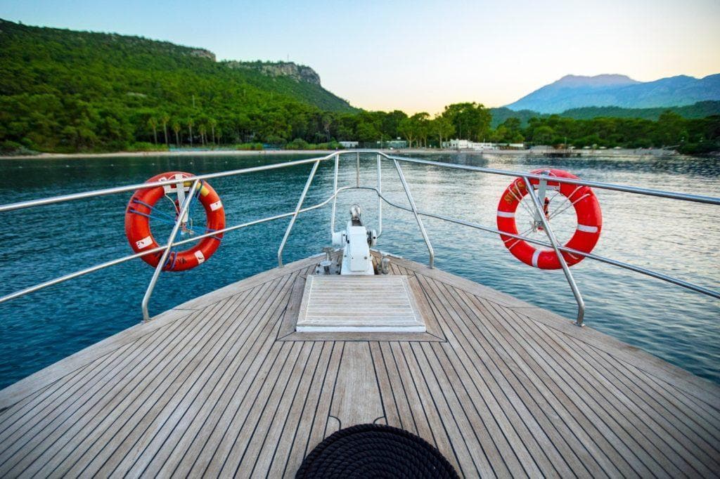 Яхта ginza travel