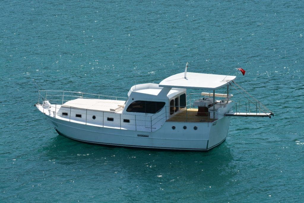 Яхта ginza travel