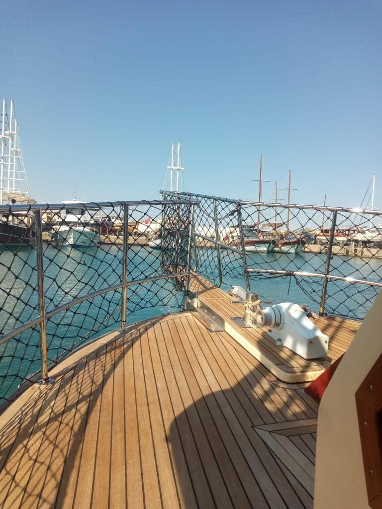 Яхта ginza travel