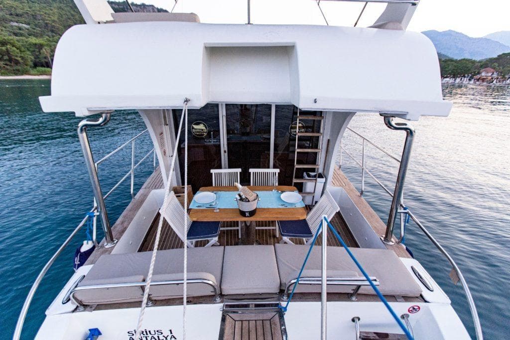 Яхта ginza travel